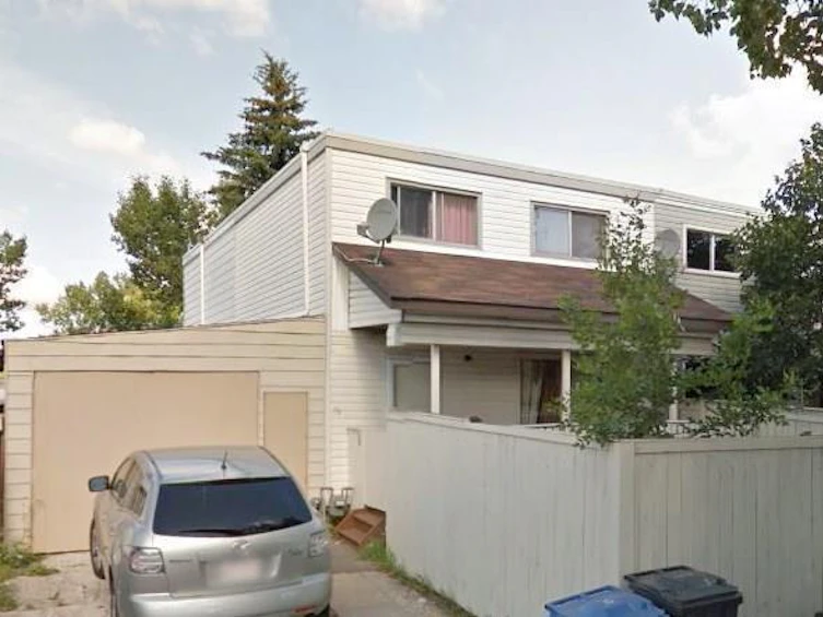 39 Doverdale Mews Southeast, Calgary, AB, T2B 1V8