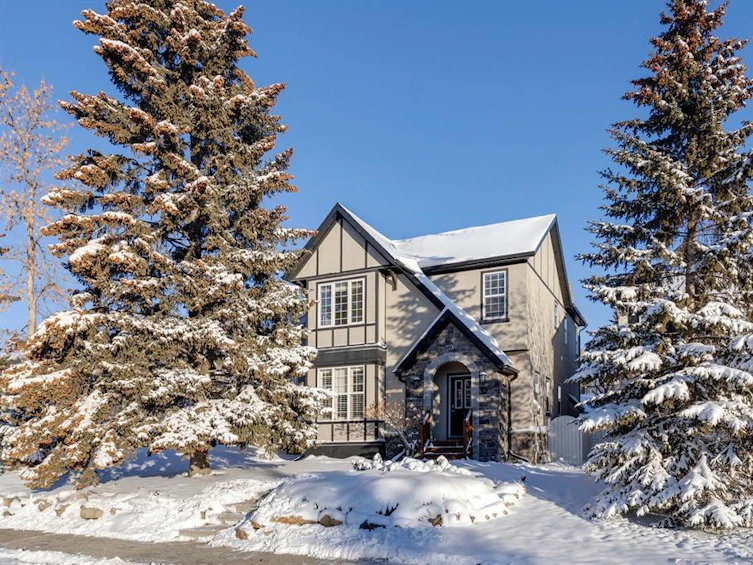 14 Ypres Green Southwest, Calgary, AB, T2T 6L3