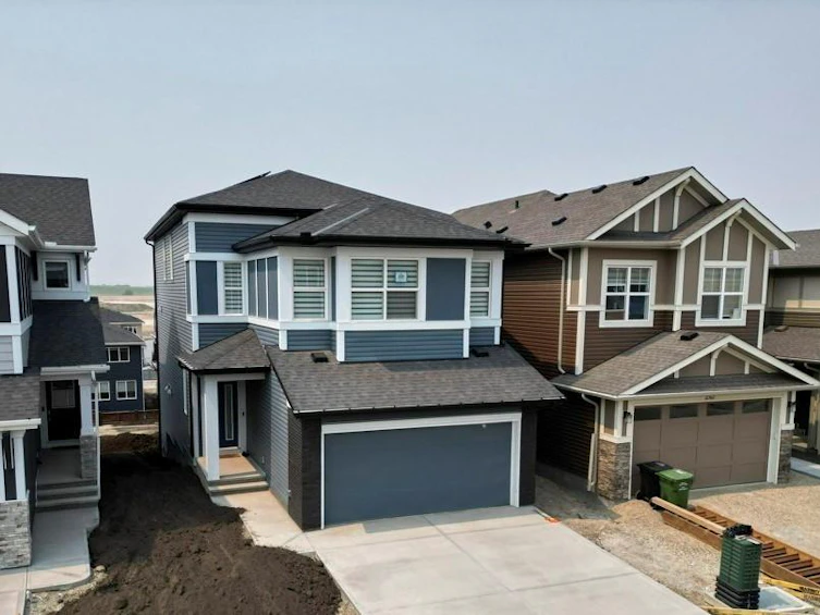 239 Lucas Terrace Northwest, Calgary, AB, T3P 1X3