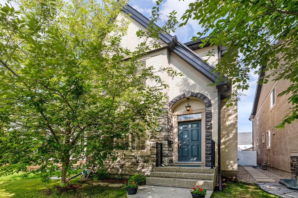 5554 Henwood Street Southwest, Calgary, AB, T3E 6Z3
