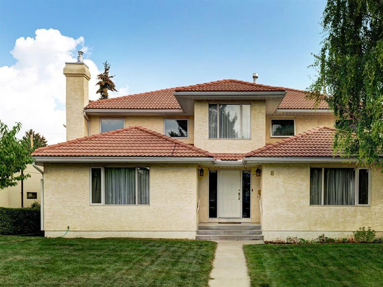 8 Waterloo Drive Southwest, Calgary, AB, T3C 3E8