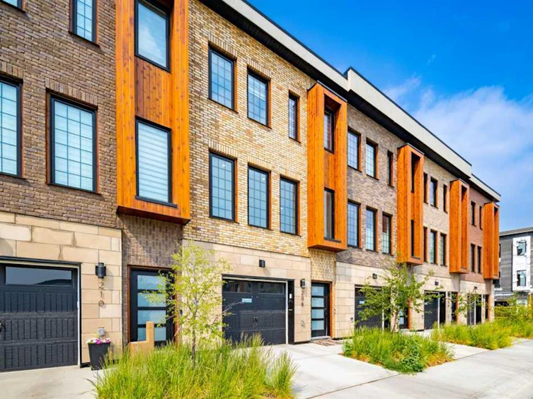 208,-81 Greenbriar Place Northwest, Calgary, AB, T3B 6J1