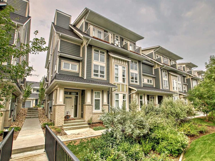 175 Silverado Plains Park Southwest, Calgary, AB, T2X 1Y8