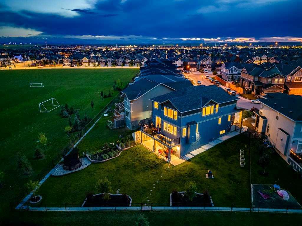 69 Kingsbury Close Southeast, Airdrie, AB, T4A 0R3