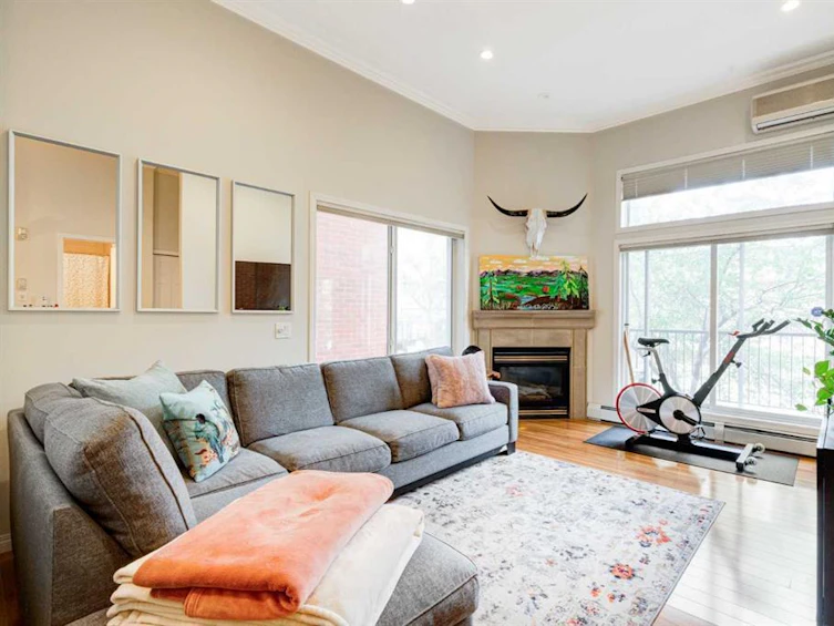 203,-881 15 Avenue Southwest, Calgary, AB, T2R 1R8