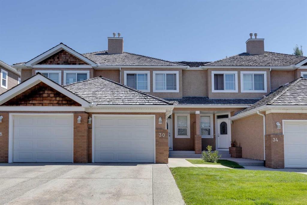 30 Royal Manor Northwest, Calgary, AB, T3G 5T7