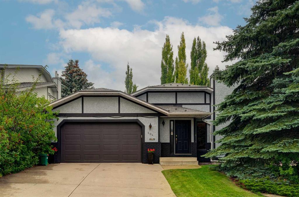 204 Strathbury Bay Southwest, Calgary, AB, T3H 1N4