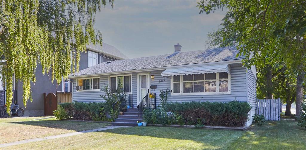 904 33 Street Northwest, Calgary, AB, T2N 2W8