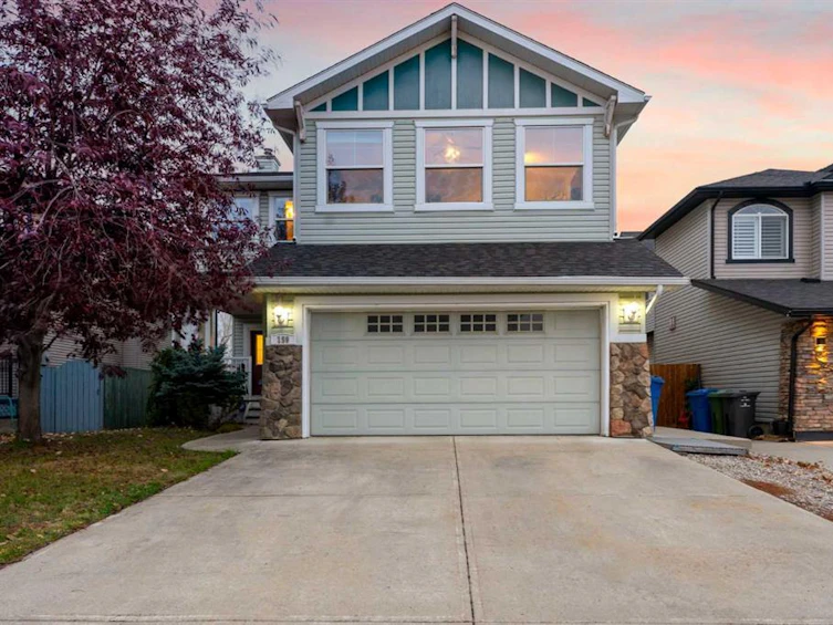 159 Hawkmere View, Chestermere, AB, T1X 1T8