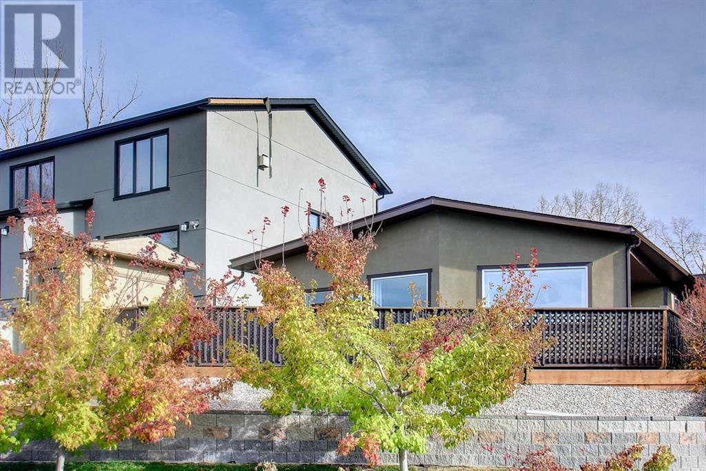 2503 48 Street Northwest, Calgary, AB, T3B 1B8