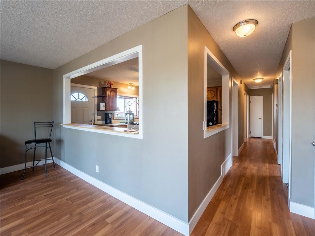 6703 NE Huntchester Rd  