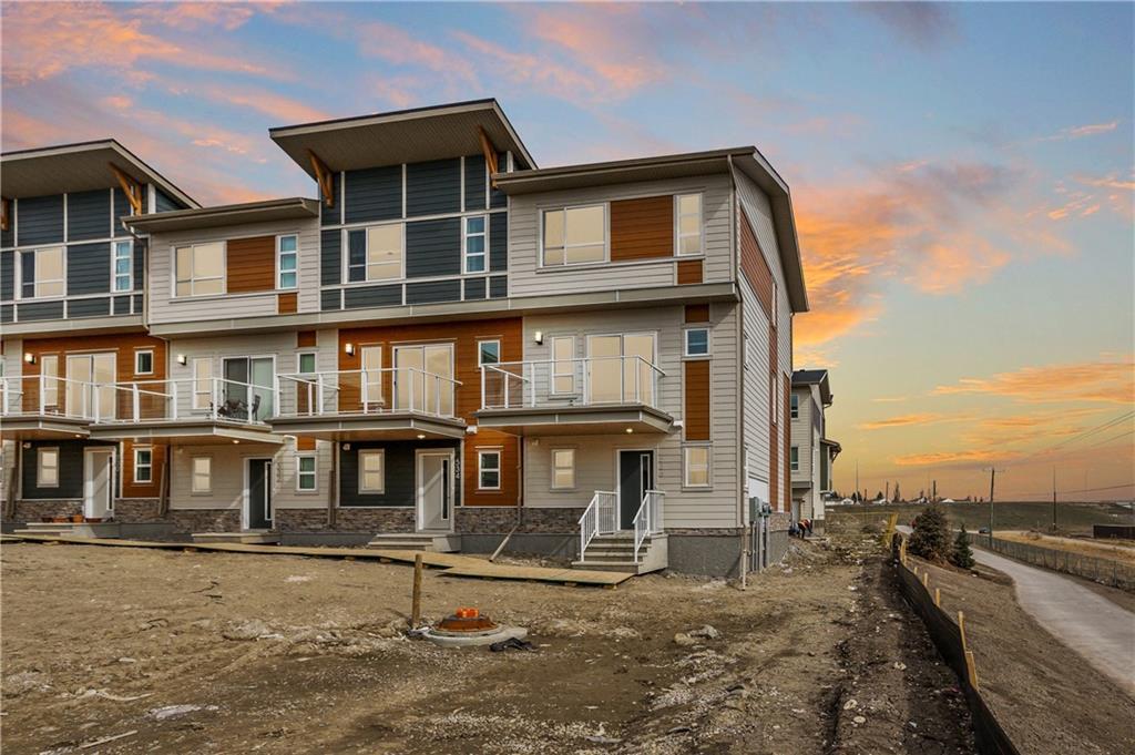 536 NE Harvest Grove Wk  