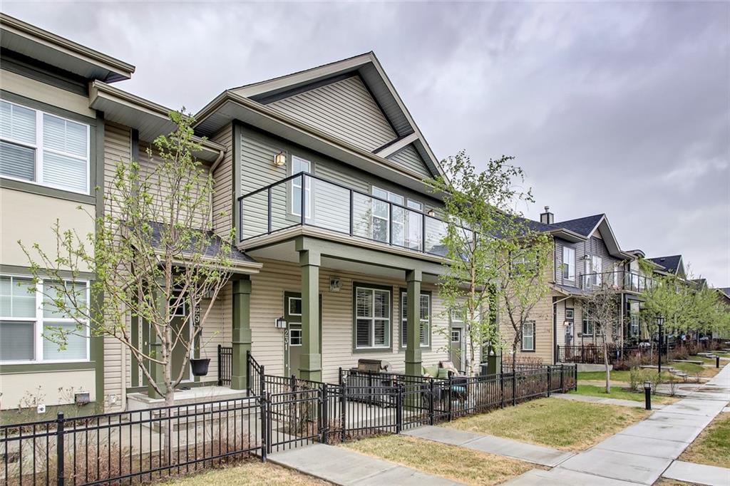 231 SE Mckenzie Towne Sq  