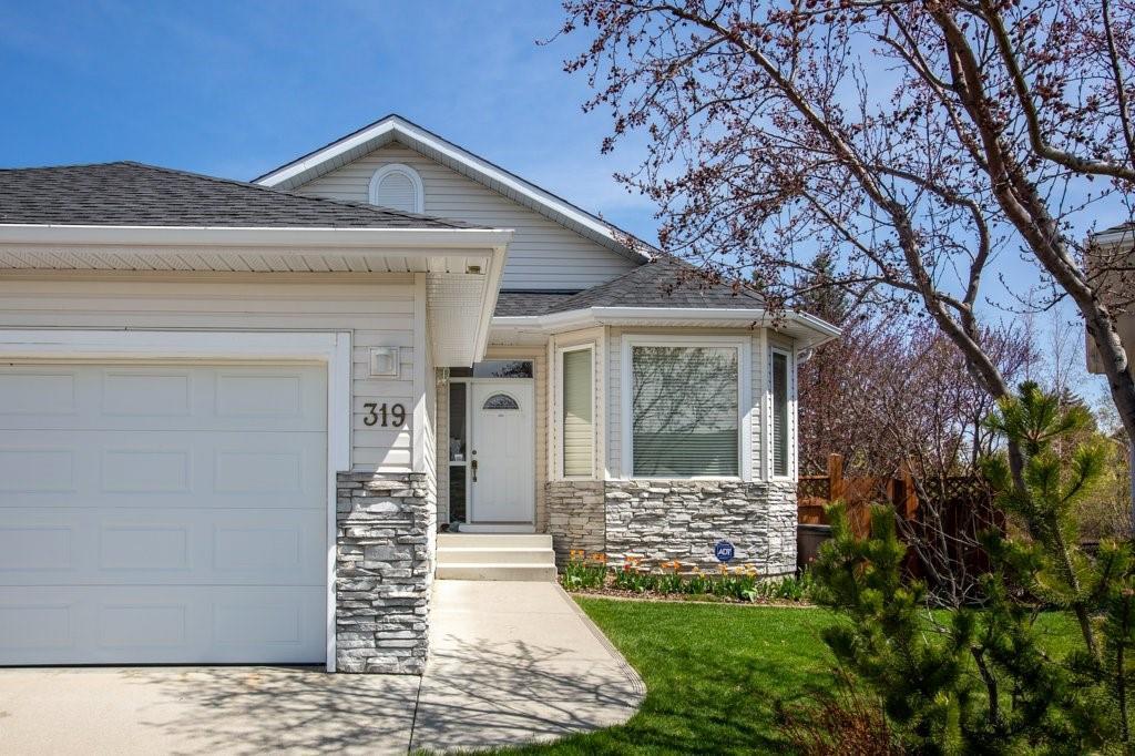 319 NW Valley Springs Tc  