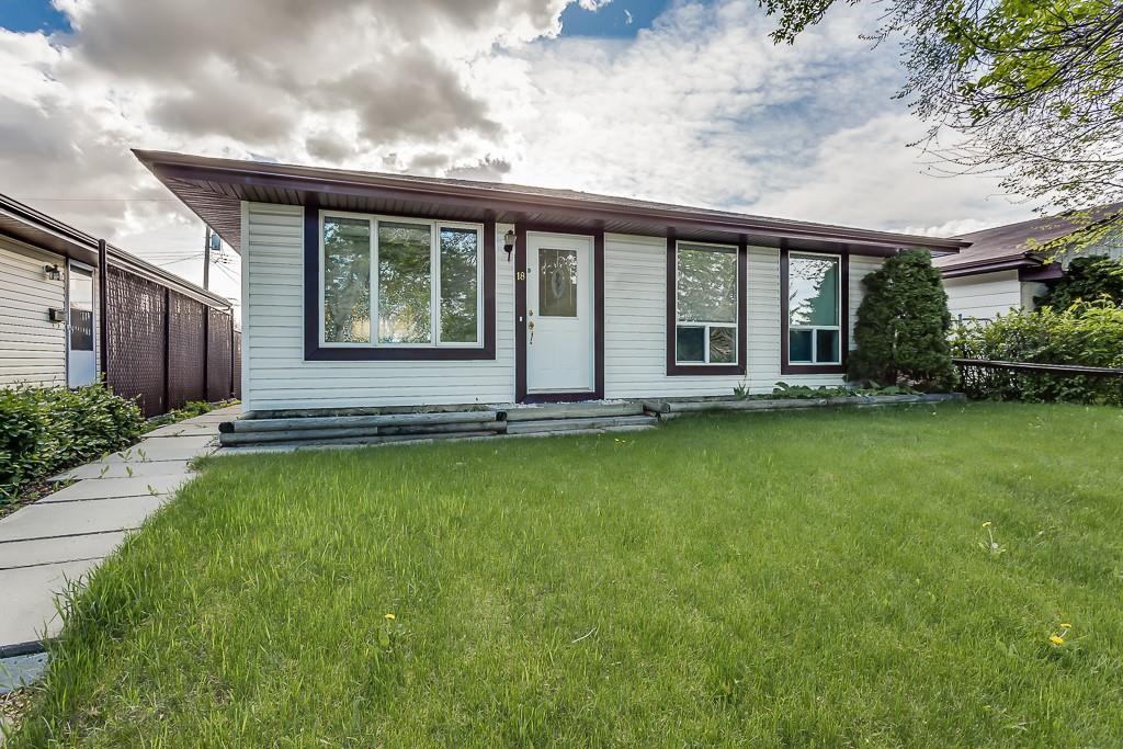 18 SE Dovercliffe Cl  