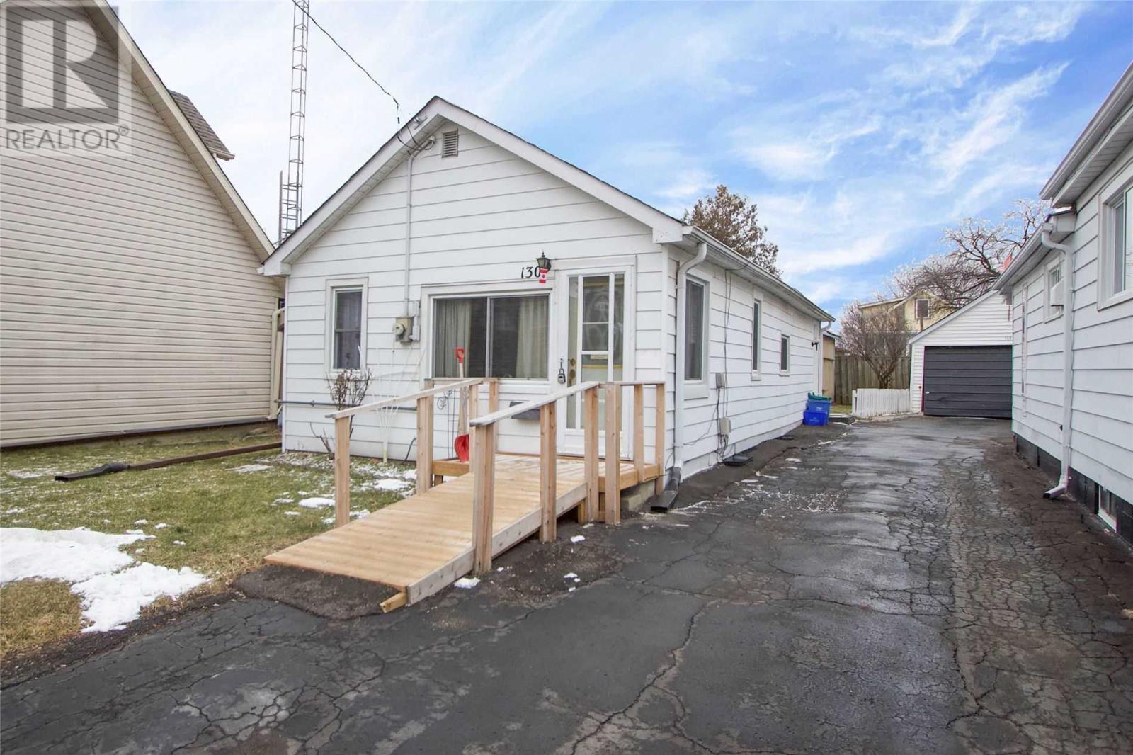 130 Montrave Avenue, Oshawa, ON, House For Sale REW