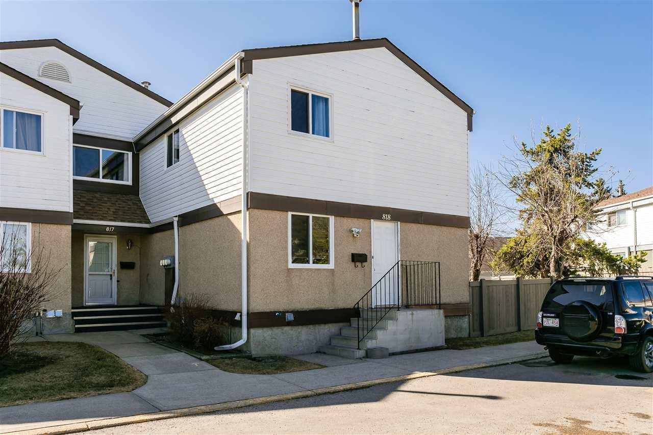 818 NW Erin Pl  