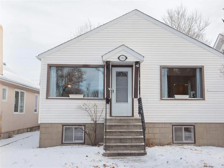 11831 87 Street NW, Edmonton, AB, T5B 3N1