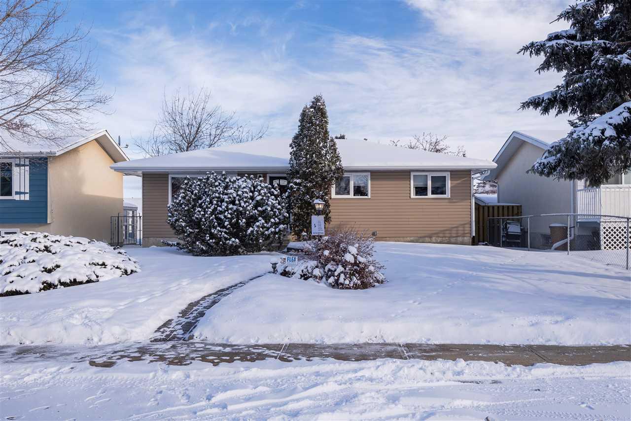 30 Brookside Cr, Spruce Grove, AB, T7X 1B9