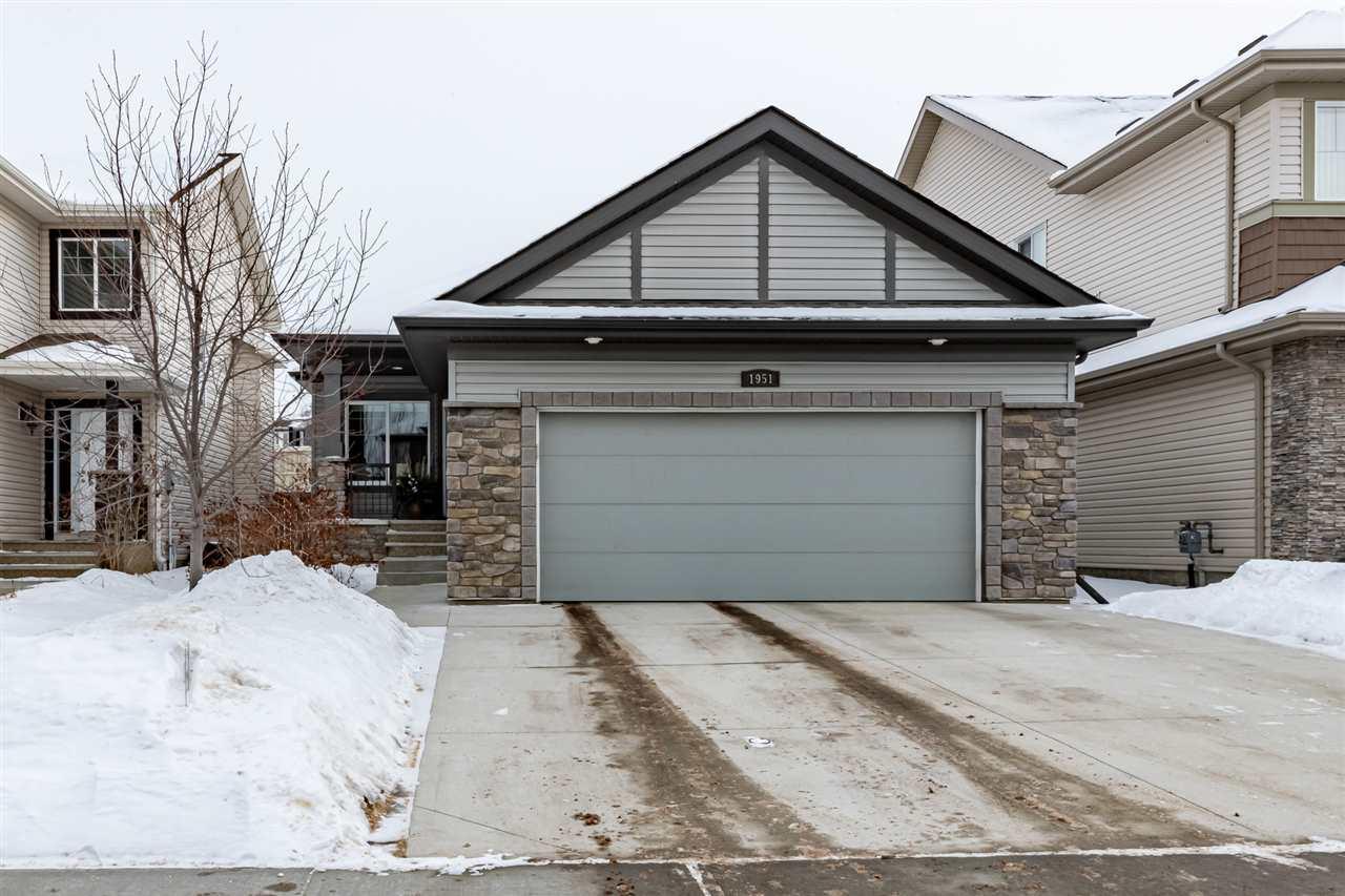 1951 67 Street SW, Edmonton, AB, T6X 0L9