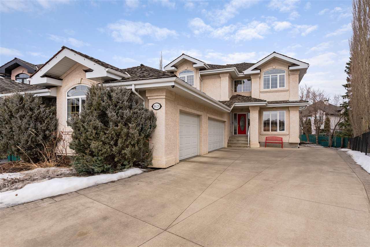 1629 Hector Road NW, Edmonton, AB, T6R 3G9