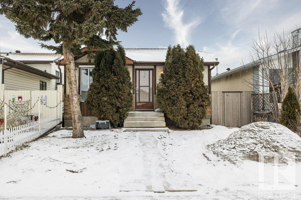201 Kiniski Cr NW, Edmonton, AB, T6L 5E2