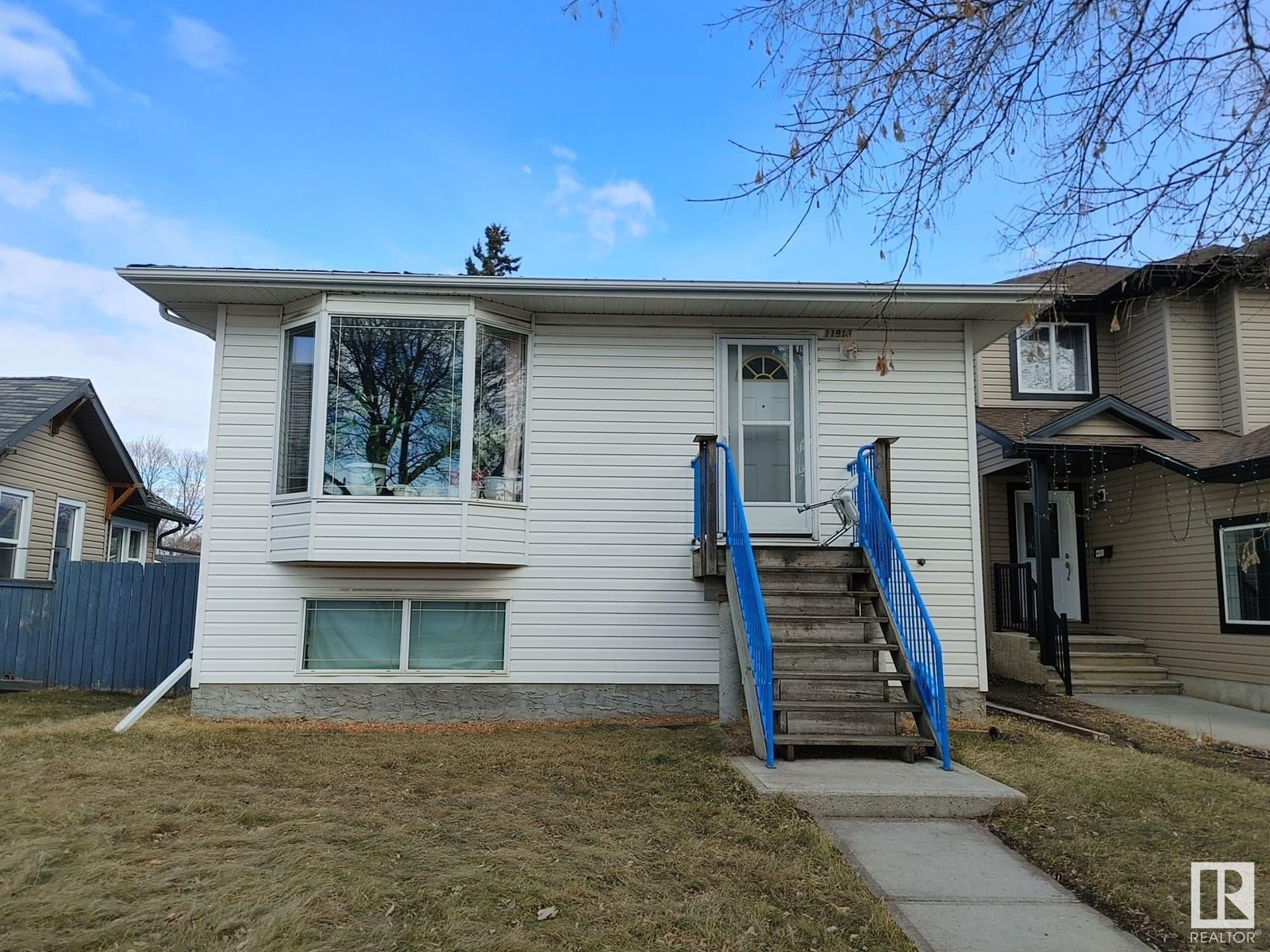 11913 80 Street NW, Edmonton, AB, T5B 2N8