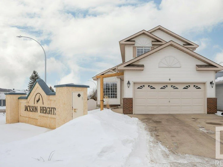 4 Jefferson Road NW, Edmonton, AB, T6L 6M1