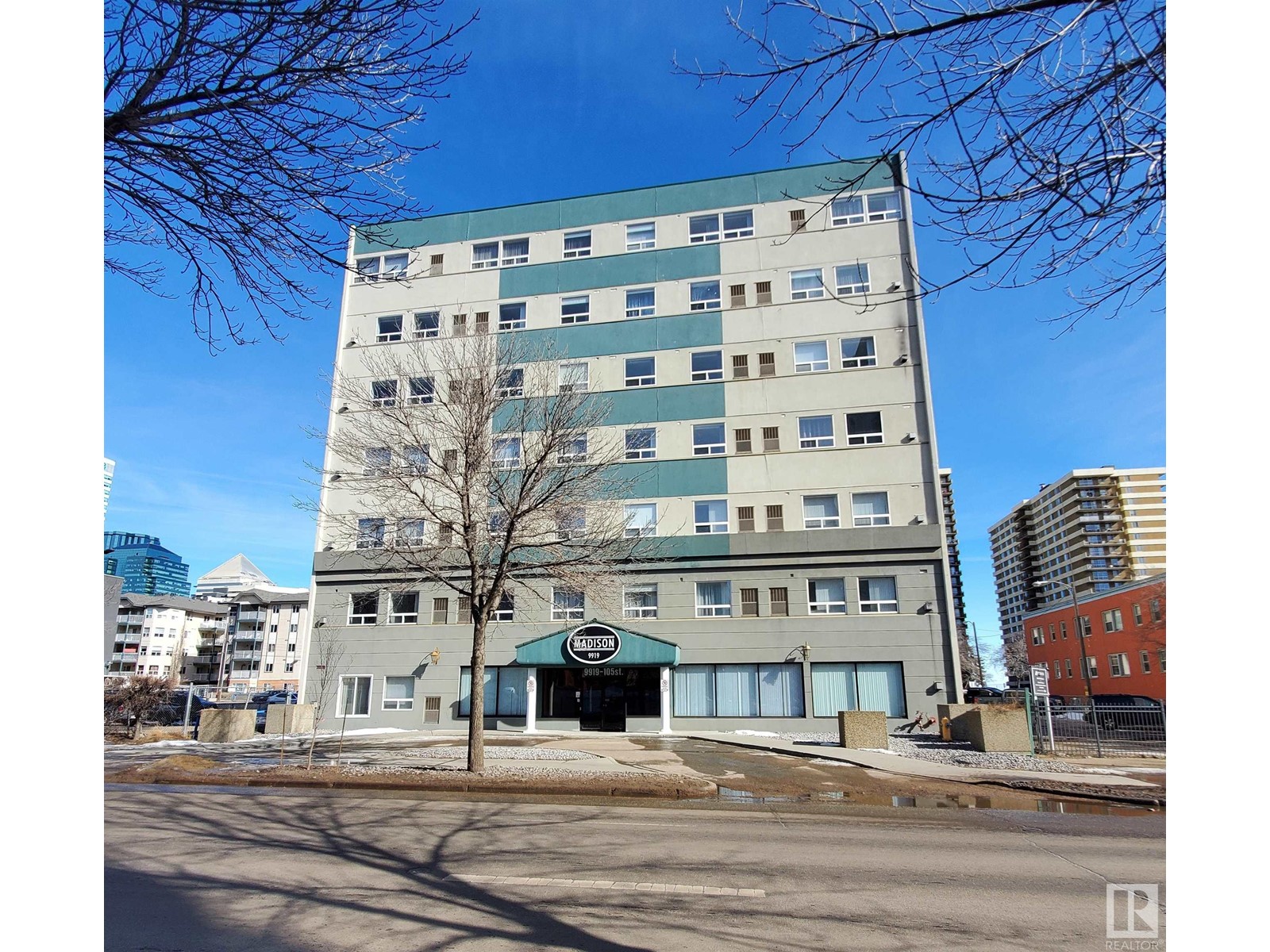 501-9919 105 Street NW, Edmonton, AB, T5K 1B1