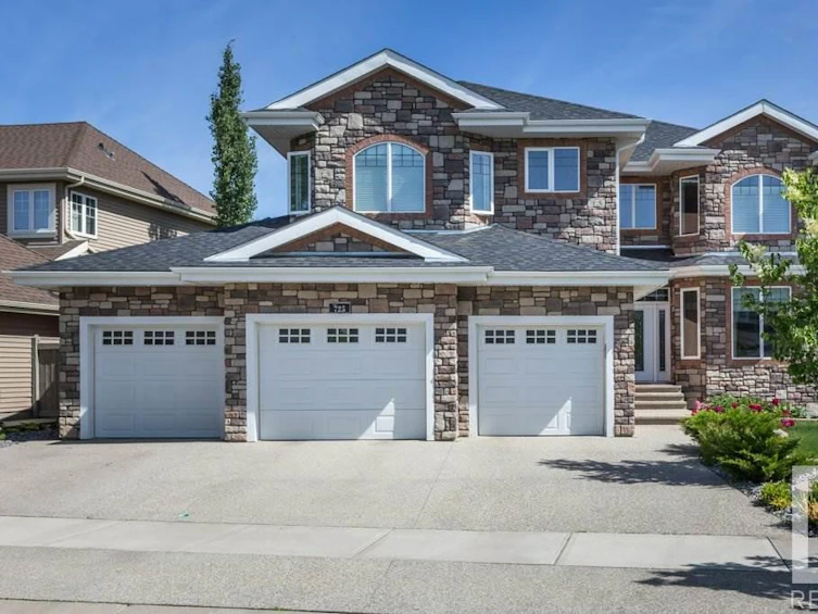 725 Caine Bv SW, Edmonton, AB, T6W 0R4