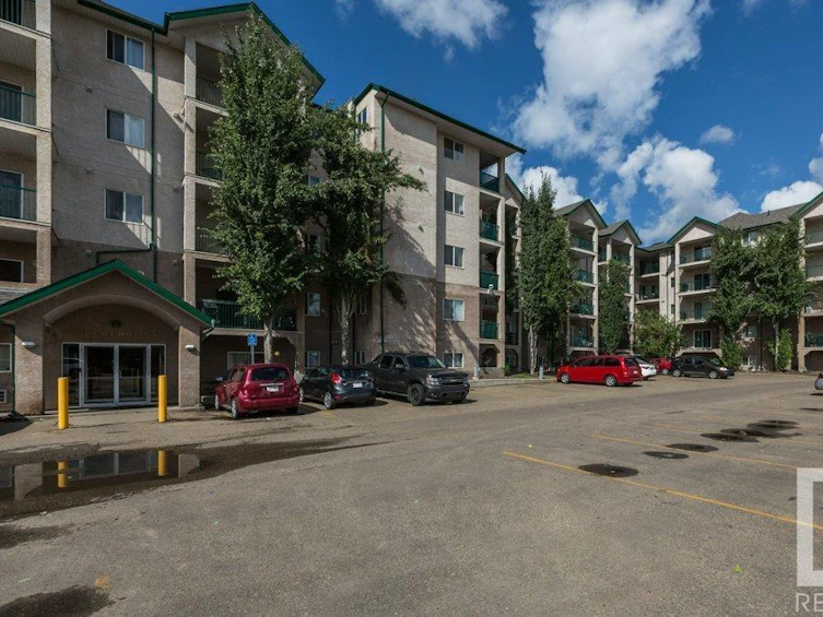 336-11325 83 Street NW, Edmonton, AB, T5B 4W5