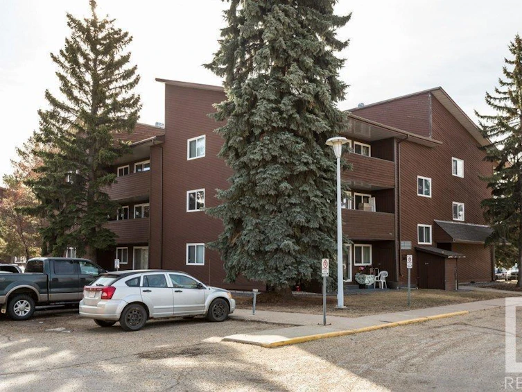 302-2303 119 Street NW, Edmonton, AB, T6J 4E2
