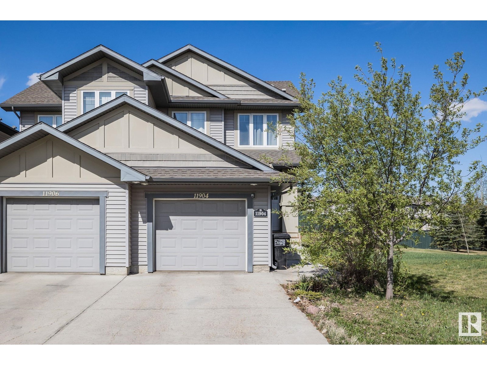 11904 22 Avenue SW, Edmonton, AB, T6T 0M1