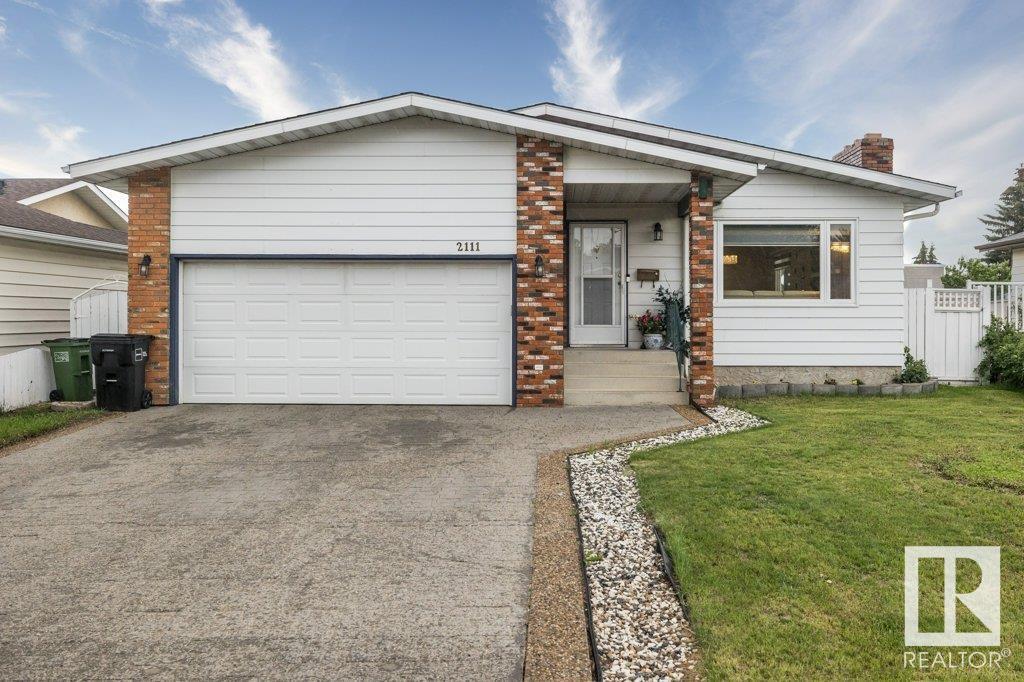 2111 45 Street NW, Edmonton, AB, T6L 2T9