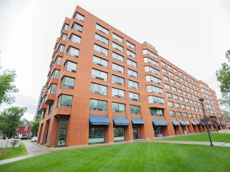 703-10160 114 Street NW, Edmonton, AB, T5K 2L2