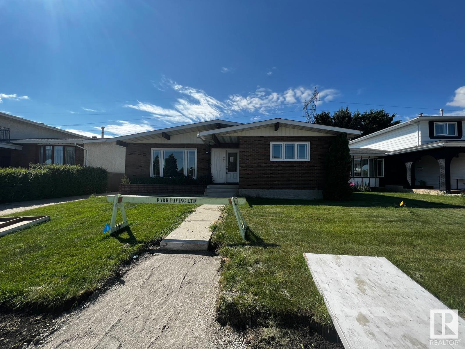11063 165 Avenue NW, Edmonton, AB, T5X 1X6