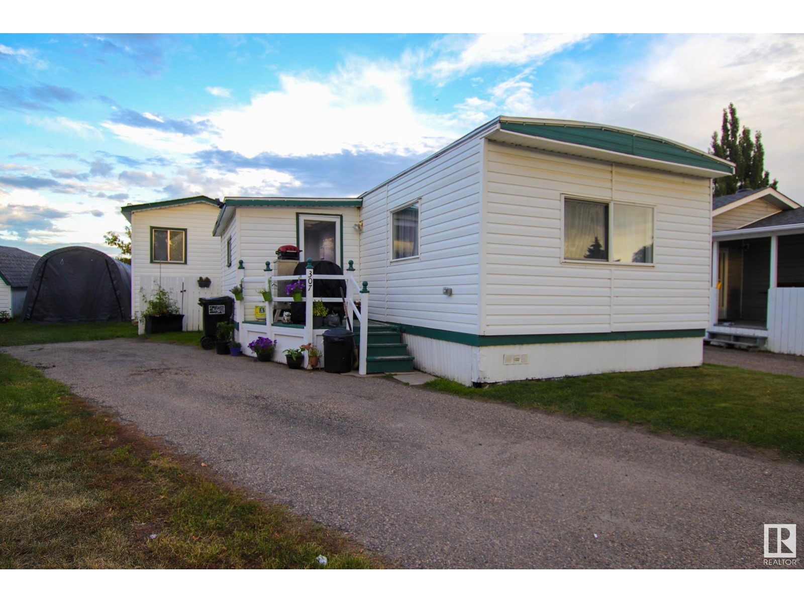 307 Brook Wy West, Edmonton, AB, Mfd/Mobile Home For Sale REW