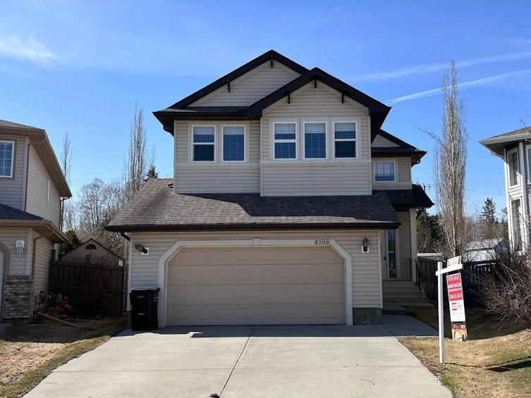 4508 210 Street NW, Edmonton, AB, T6M 0G5