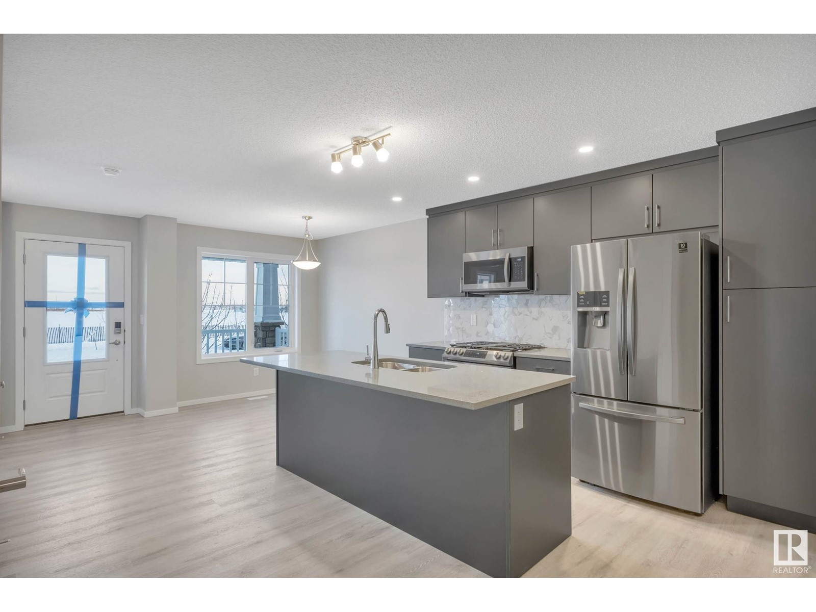 1014 Stillwater Bv NW, Edmonton, AB, T6M 1M8