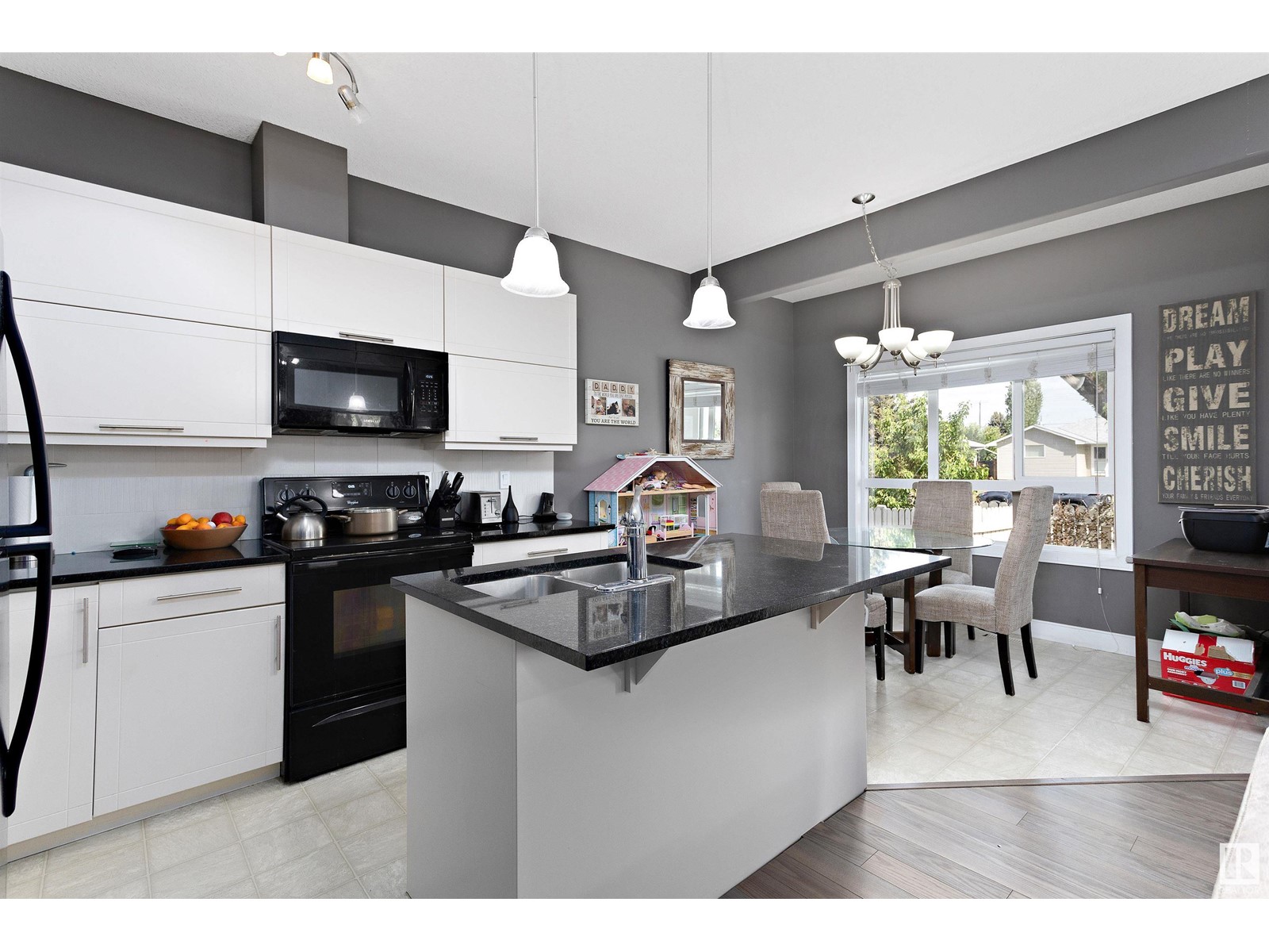 13015 132 Avenue NW, Edmonton, AB, T5L 3R2
