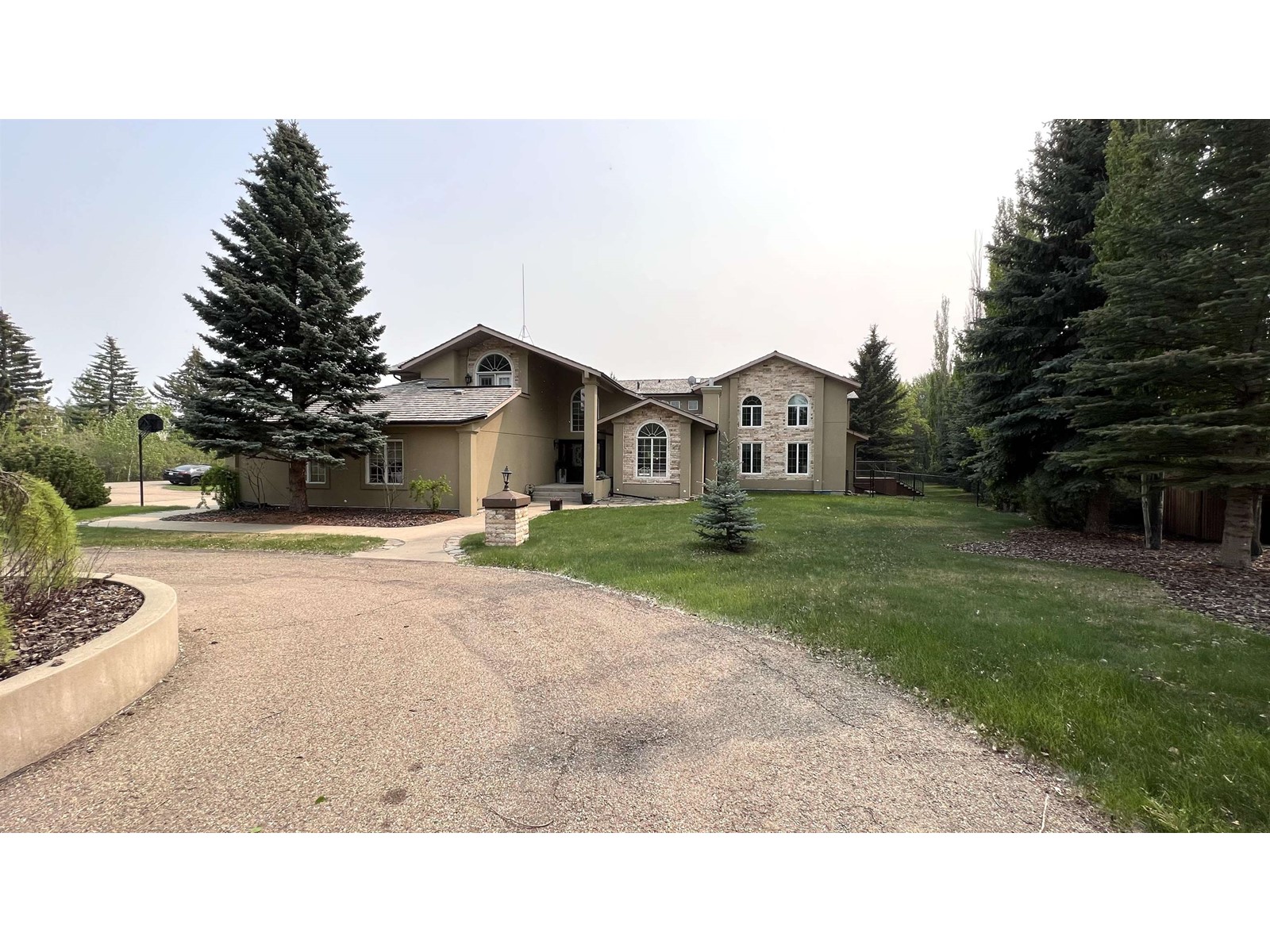 18103 4 Avenue SW, Edmonton, AB, T6W 1A5