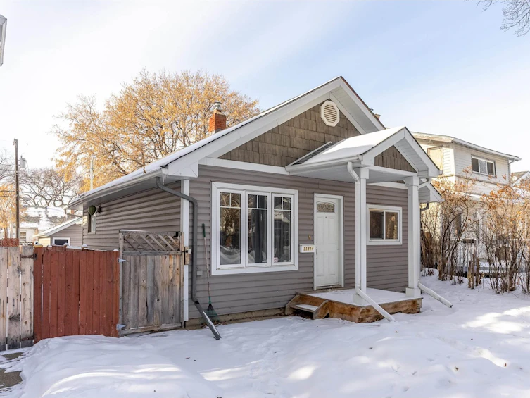 11414 89 Street NW, Edmonton, AB, T5B 3T8