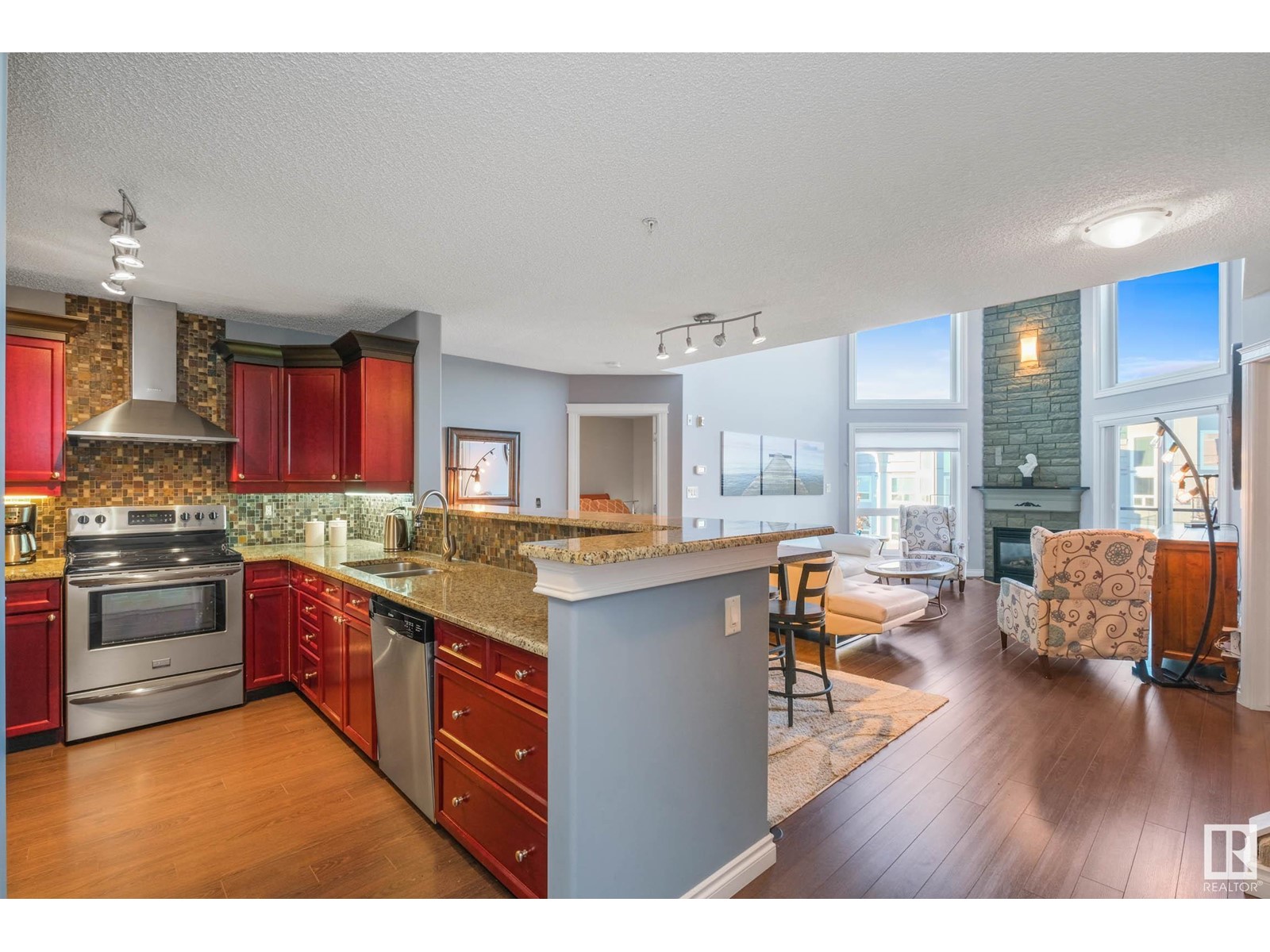 501-7839 96 Street NW, Edmonton, AB, T6C 4R4