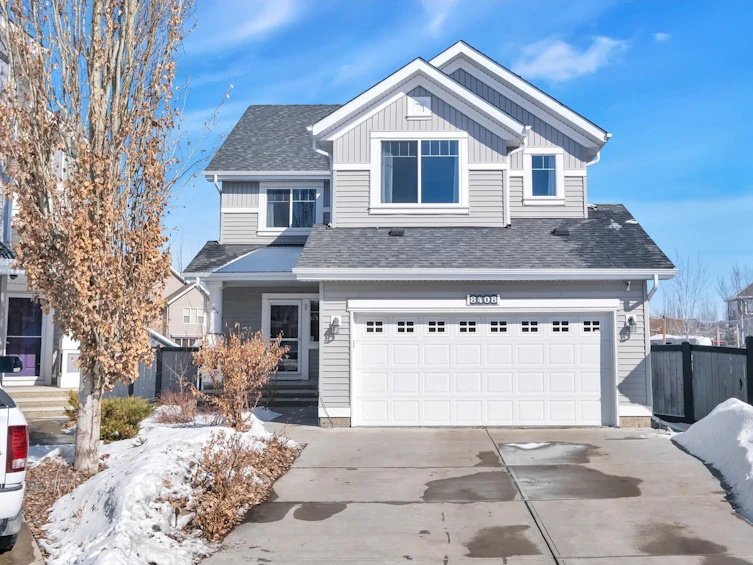 8408 18 Avenue SW, Edmonton, AB, T6X 0R7