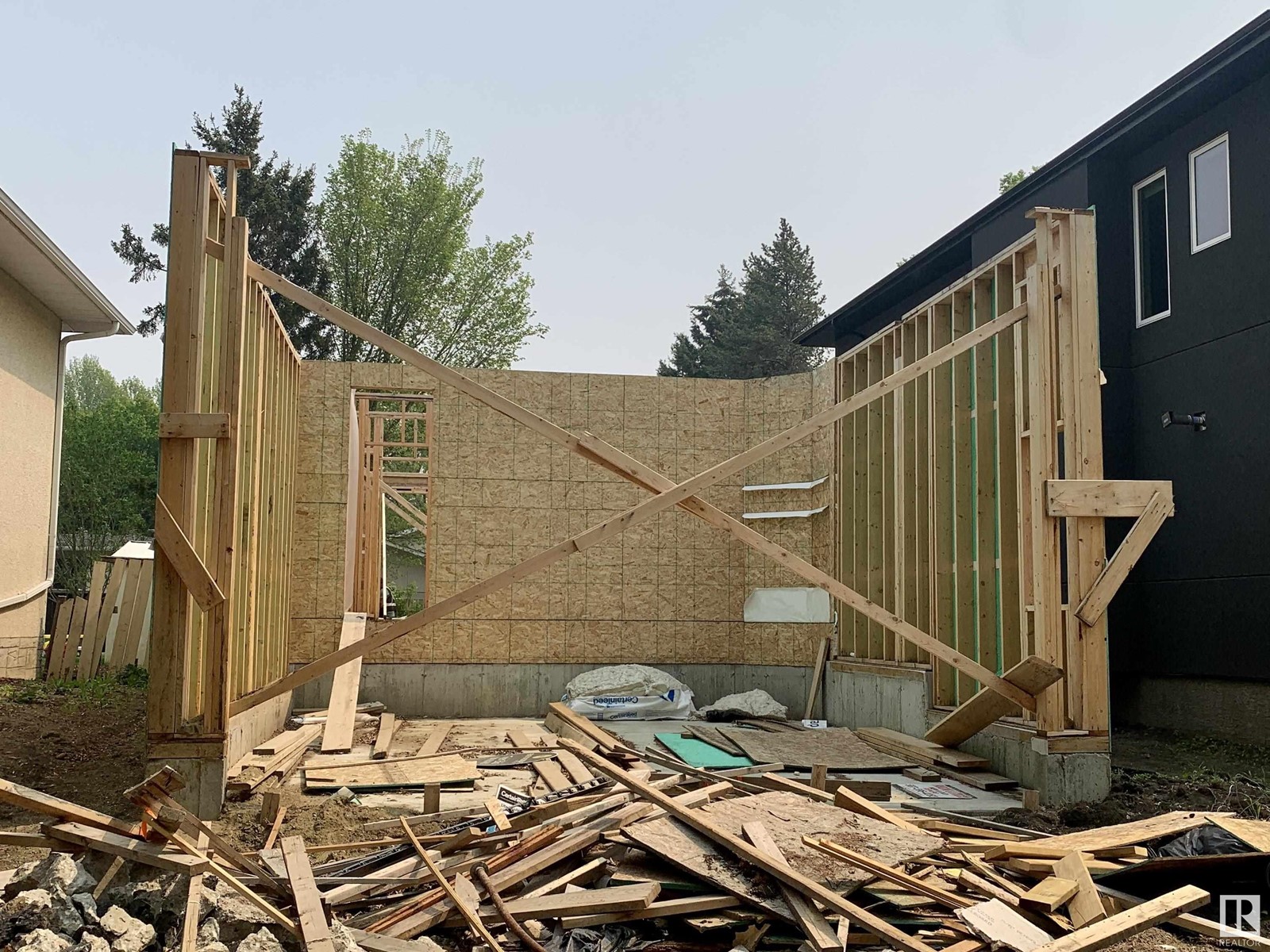 7717 158 Street NW, Edmonton, AB, T5R 2B6