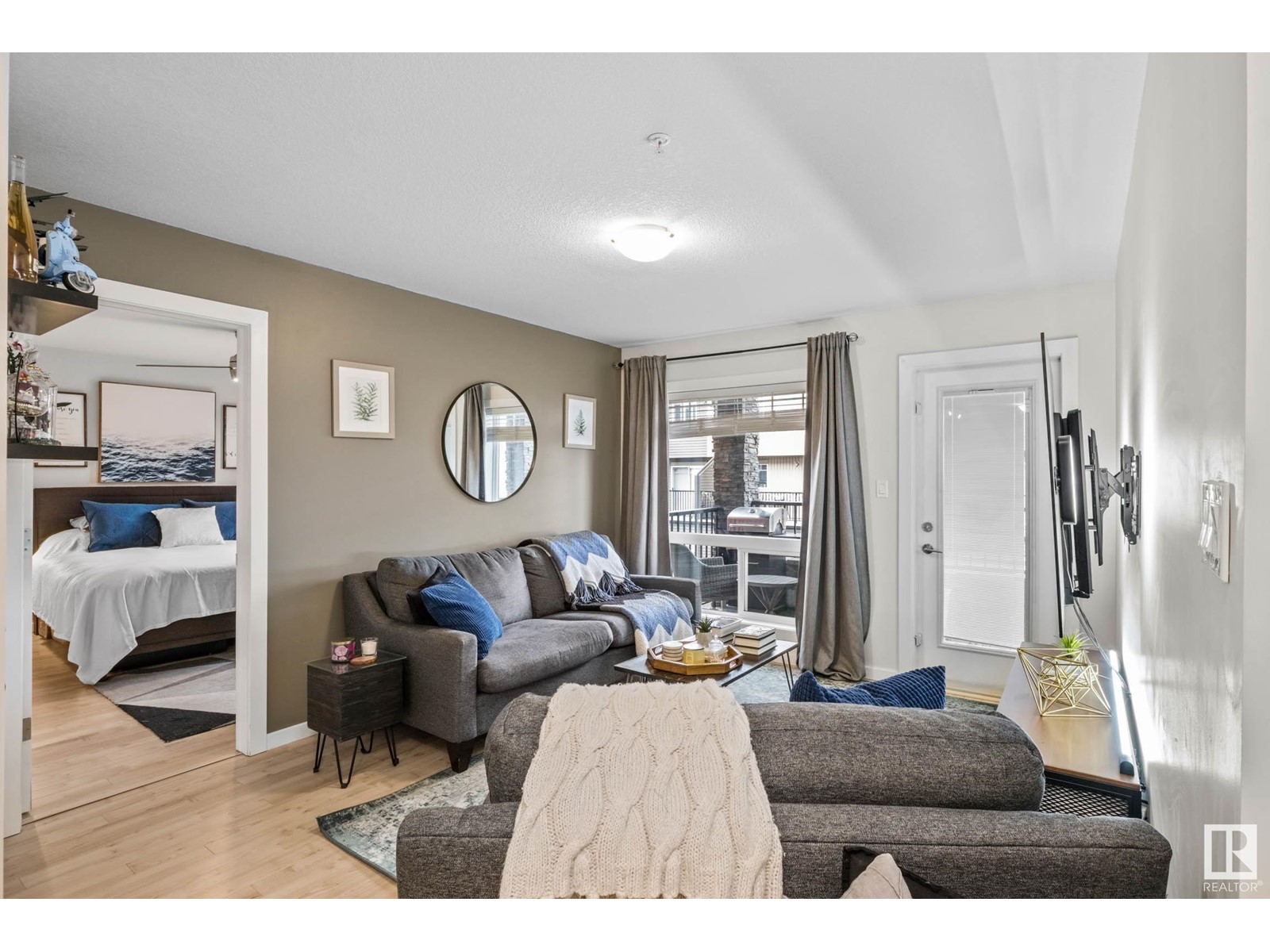 213-9523 160 Avenue NW, Edmonton, AB, T5Z 0N1