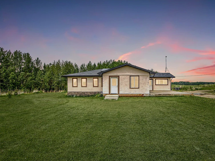 54119 Rge Rd 25, Rural Lac Ste. Anne County, AB, T0E 1V0