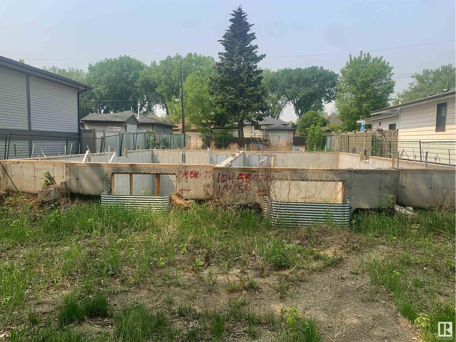 10454 77 Street NW, Edmonton, AB, T6A 3C6