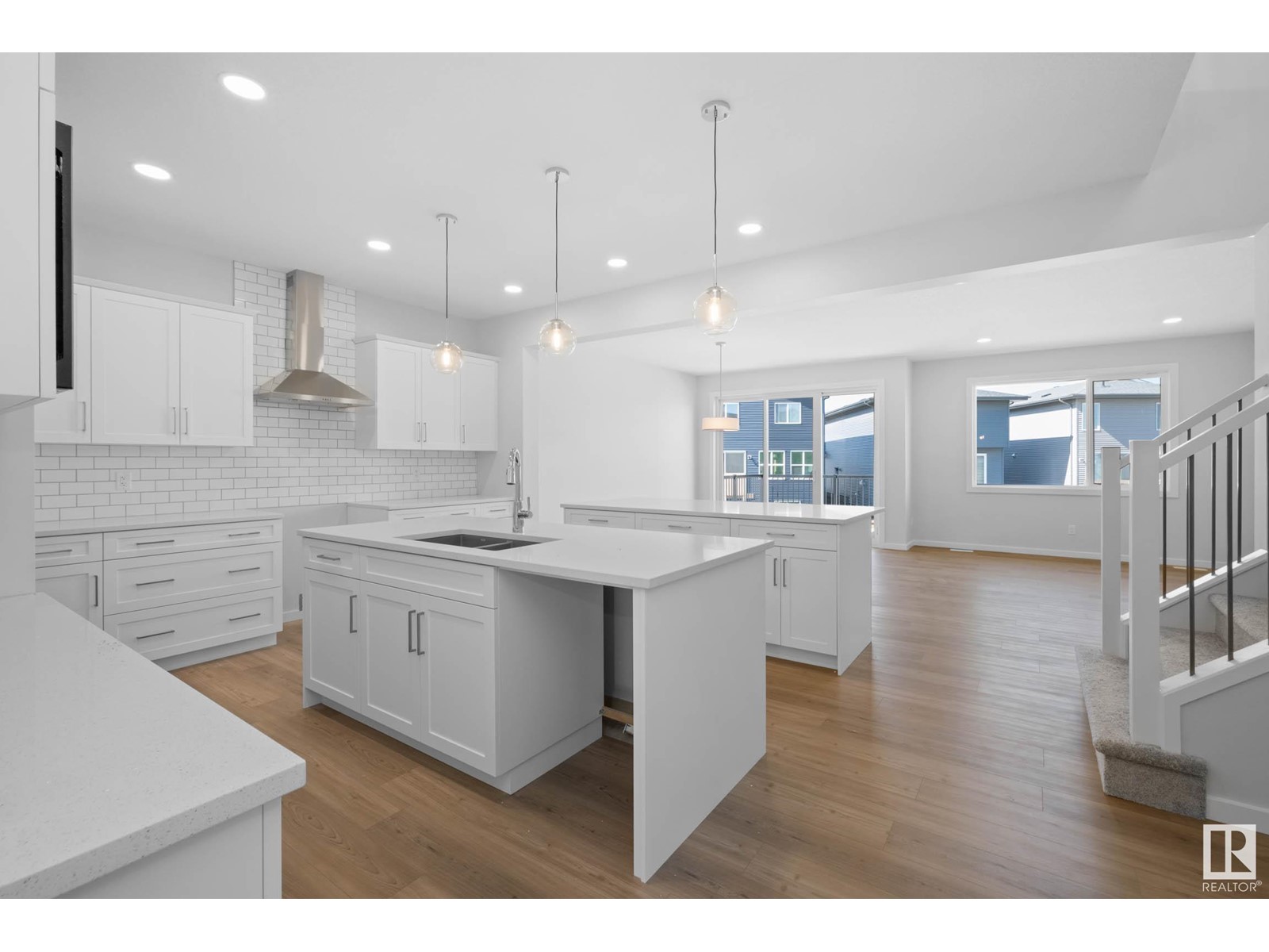 20314 25a Avenue NW, Edmonton, AB, T6M 1N8
