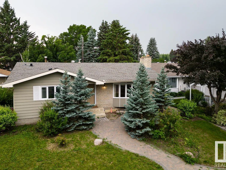 4008 125 Street, Edmonton, AB, T6J 2A3